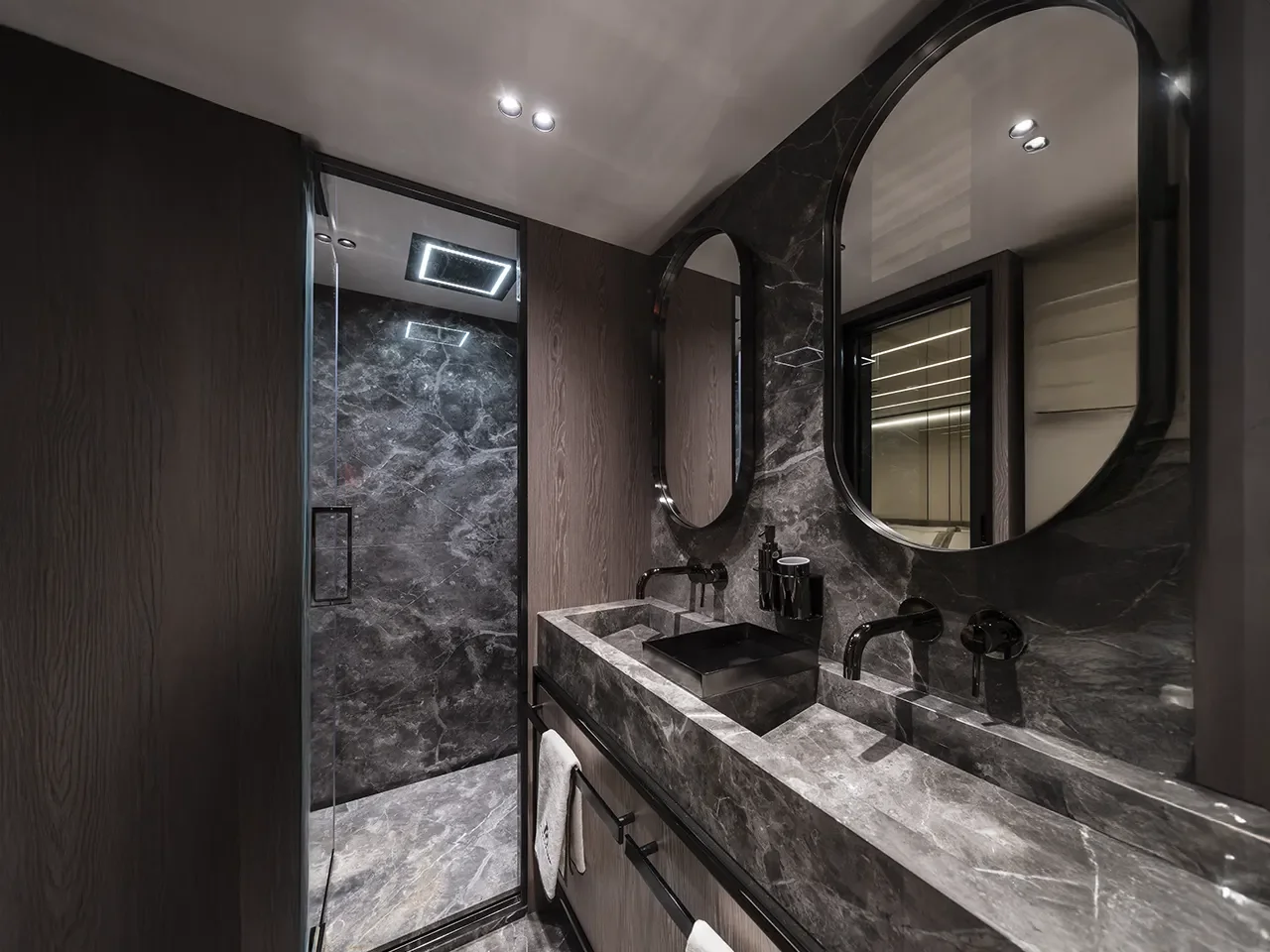 De lac en lac : le mitigeur Lea à bord des yachts Cranchi