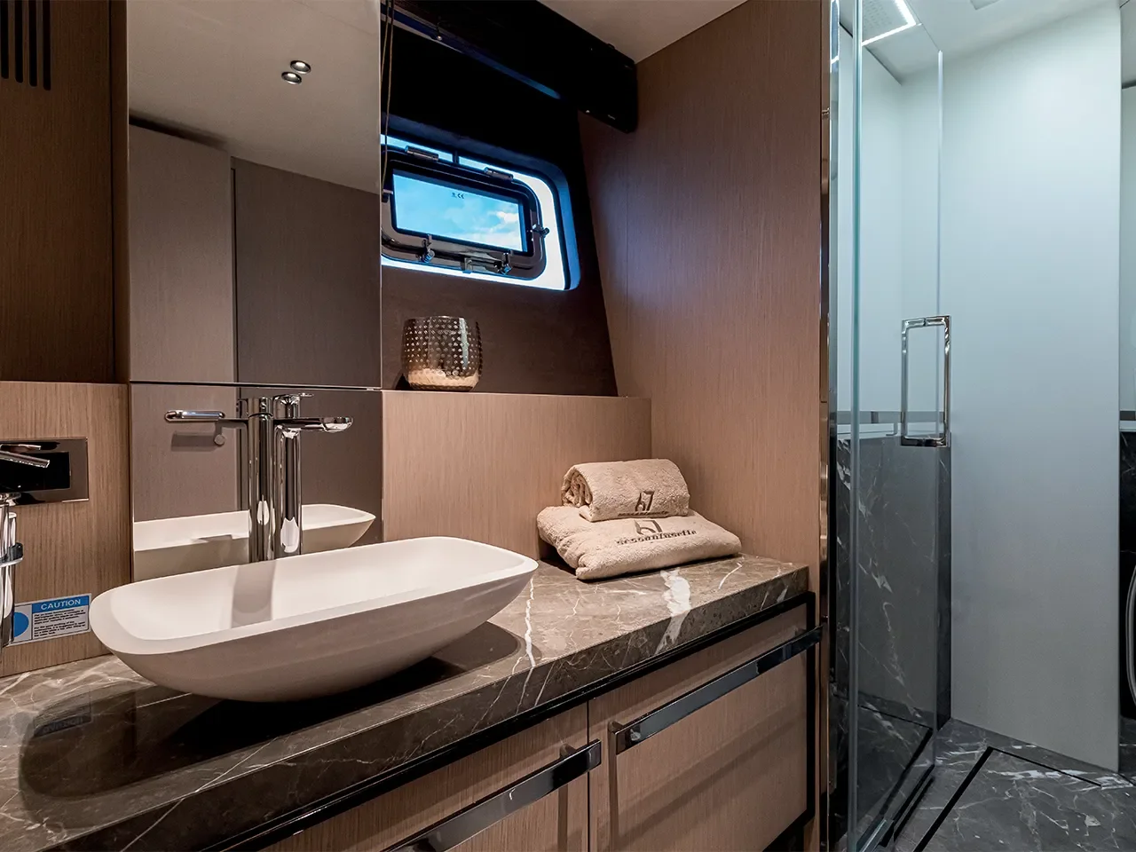 De lac en lac : le mitigeur Lea à bord des yachts Cranchi