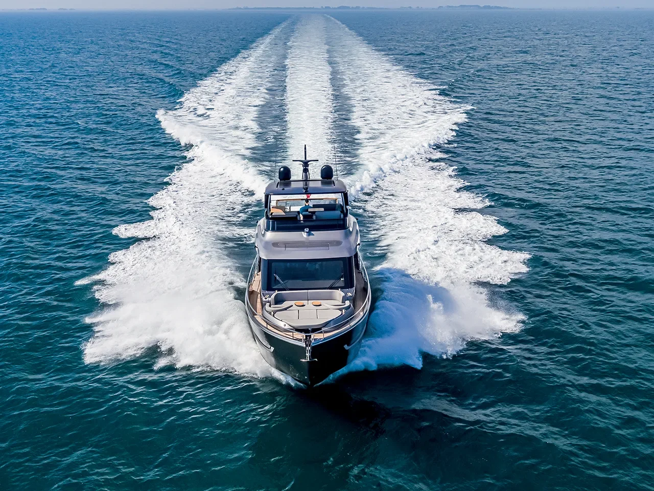 De lac en lac : le mitigeur Lea à bord des yachts Cranchi